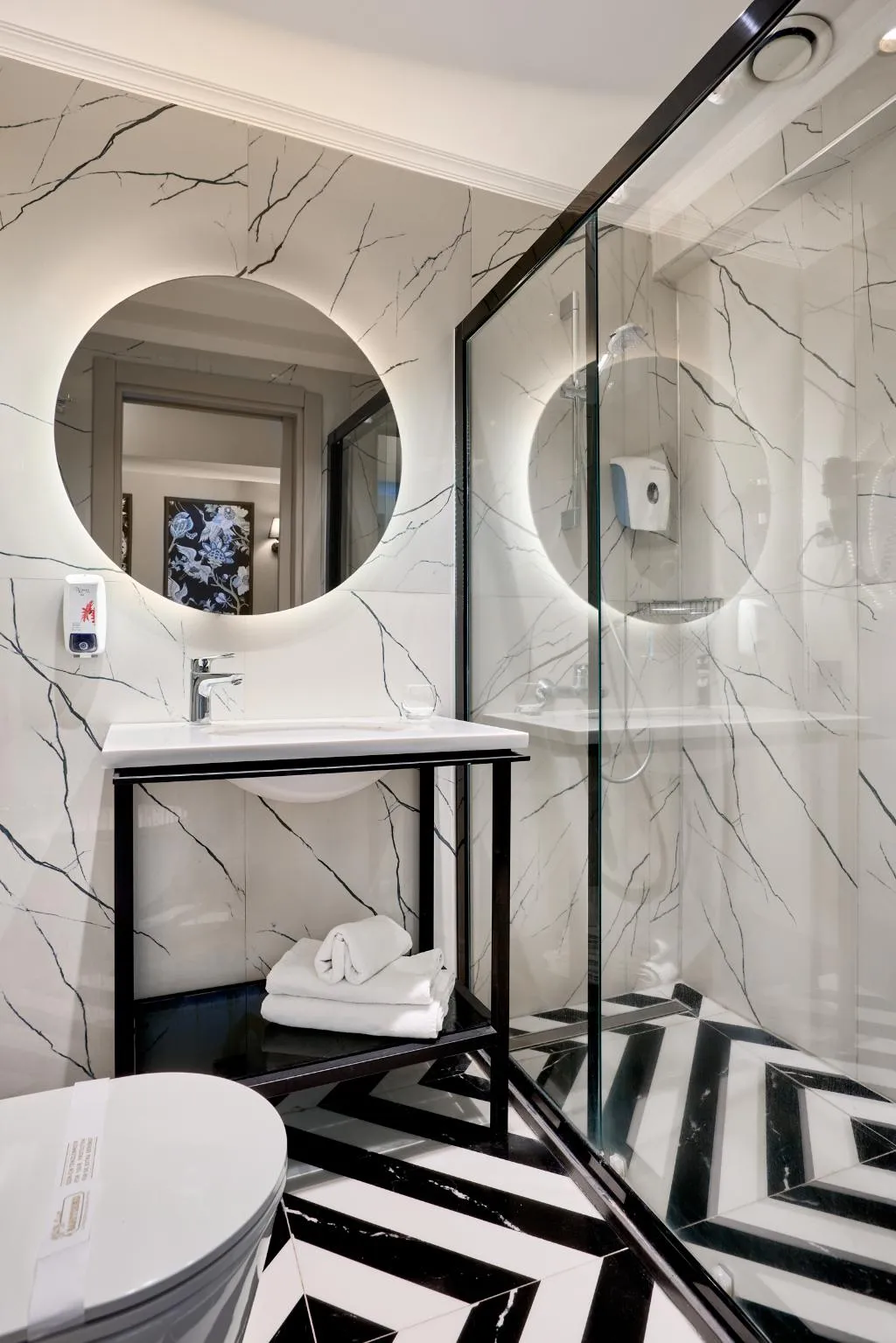 SUITE TWO BEDROOMS ONE BATHROOM Room, The New Zeybek Hotel, Izmir