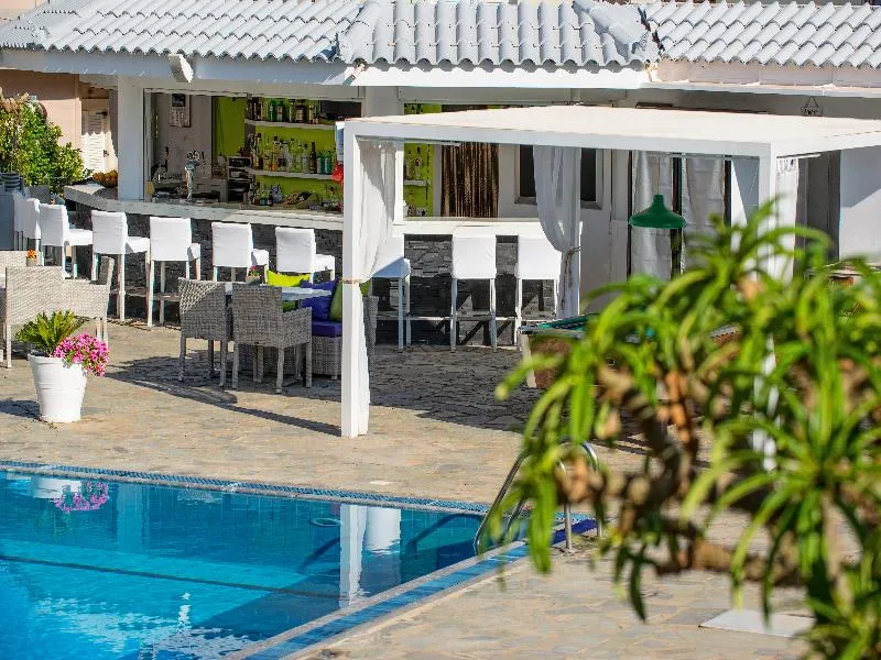 Pool, Kristalli, Crete