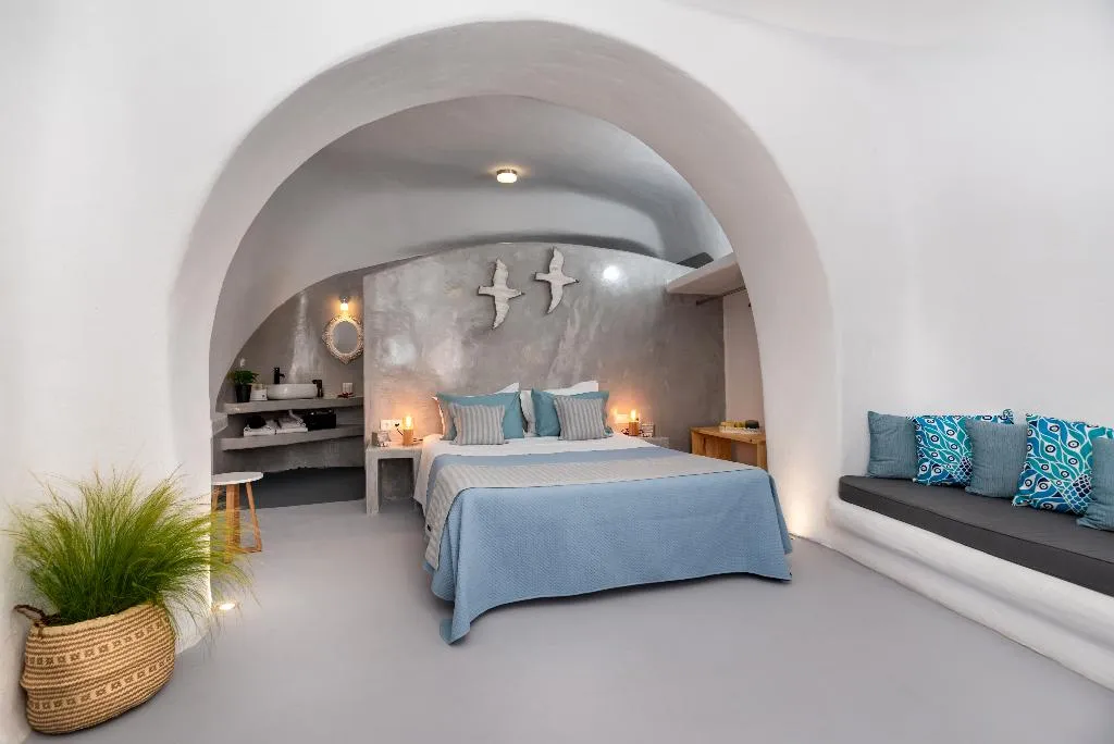 CAVE SUPERIOR Room, 1812 Caves 'n Mansion, Santorini