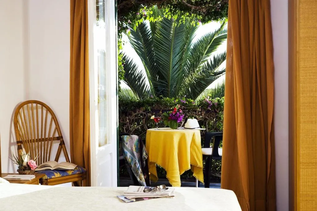 Double or Twin CLASSIC Room, Villa Angela Terme, Naples