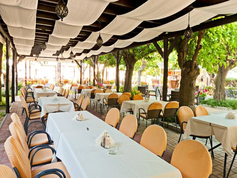 Restaurant, Olympic Star Beach Hotel, Thessaloniki