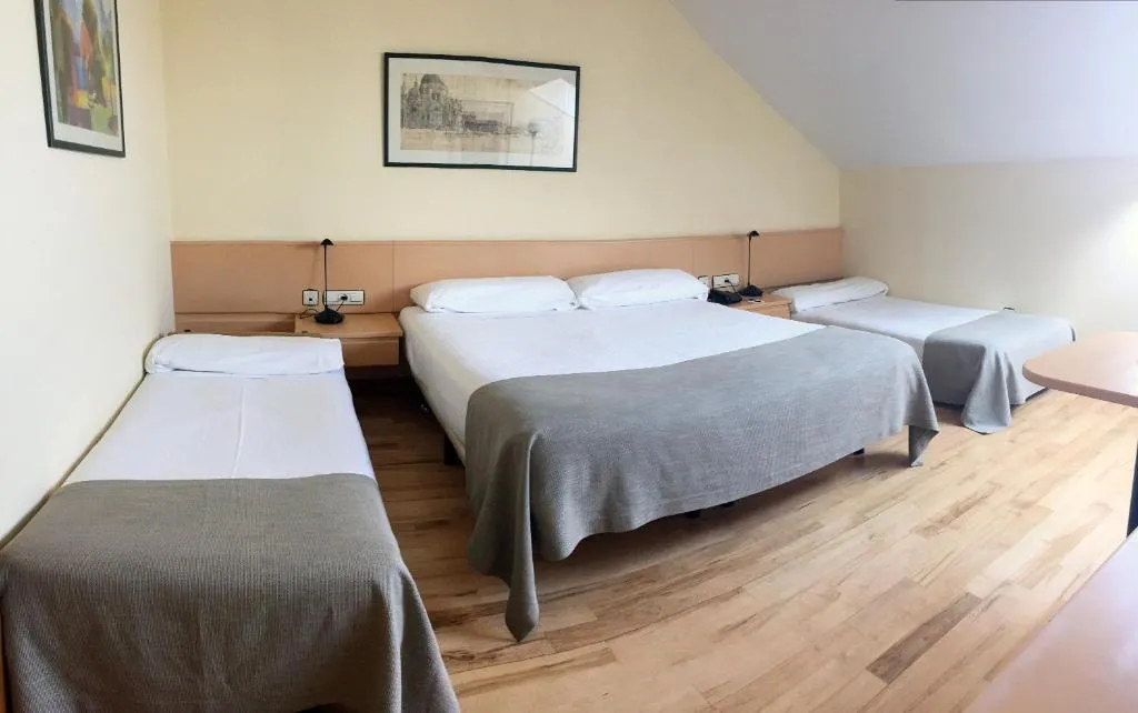 QUADRUPLE STANDARD Room, Hotel AR Parquesur, Madrid