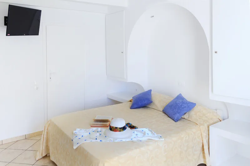Double or Twin SUPERIOR Room, Villa Vergina, Santorini