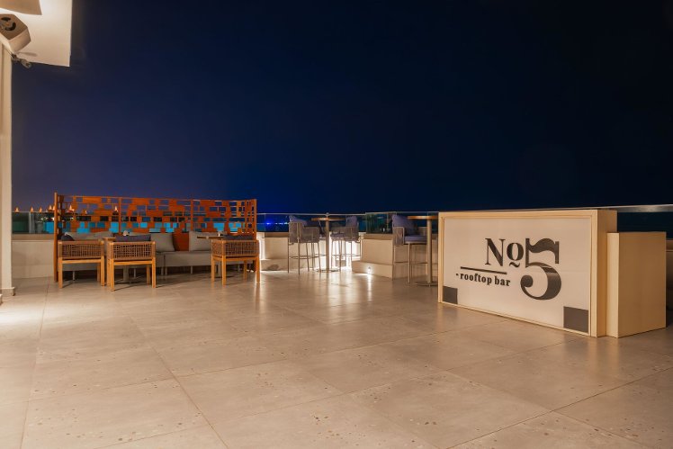 Sural Saray, Antalya
