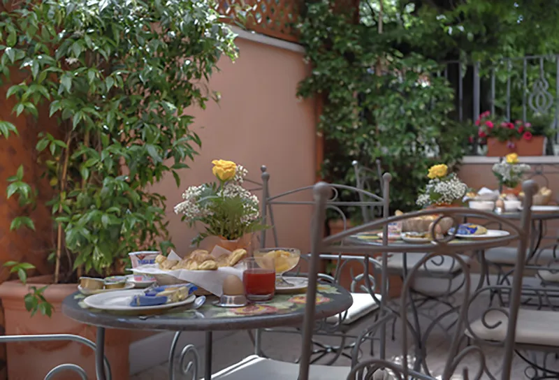 Terrace, Garibaldi, Venice