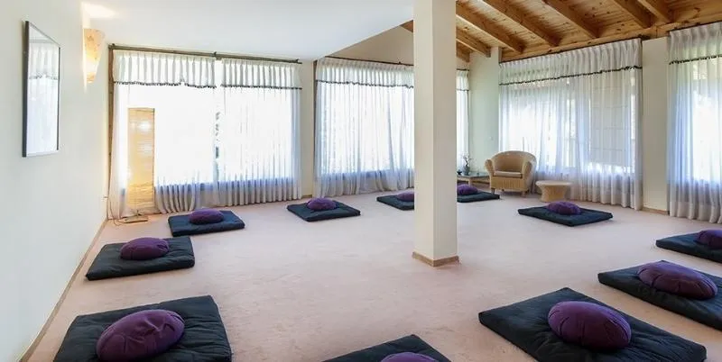 Conferences, La Sierra by Selecta, Madrid