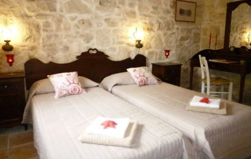 Room, Dominikos, Crete