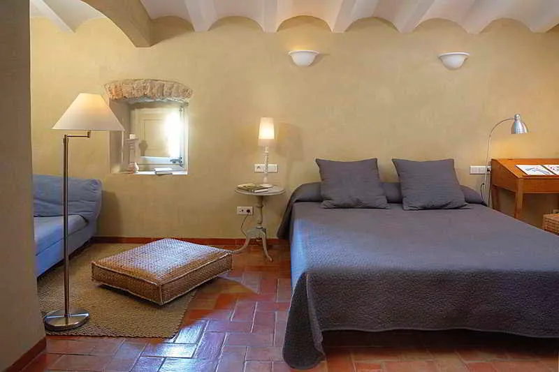 Room, La Plaça Madremanya, Costa Brava