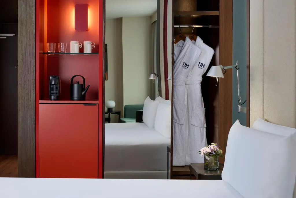 DOUBLE PREMIUM Room, NH Barcelona Diagonal Poblenou, Barcelona