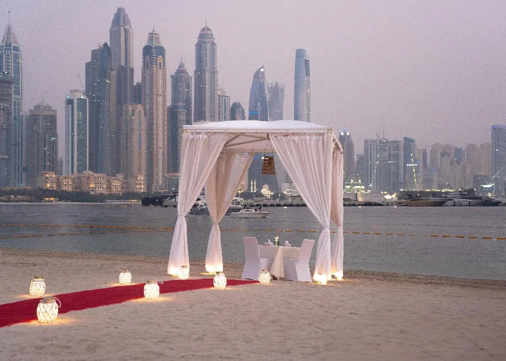 Restaurant, Hilton Dubai Palm Jumeirah, Dubai