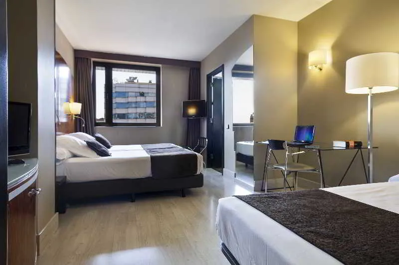 TRIPLE STANDARD Room, Acta City 47, Barcelona
