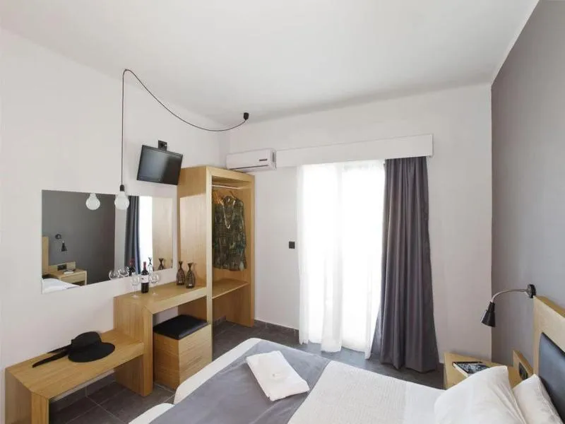 Room, Butterfly, Rhodes