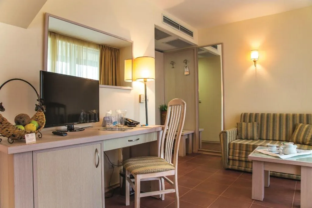 Room, Coral, Bourgas