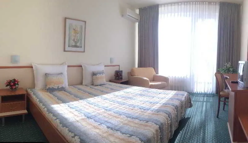 Room, Benvita, Varna