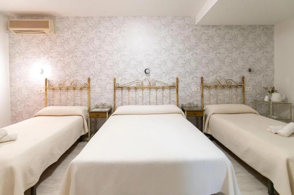 QUADRUPLE STANDARD Room, Hotel Manzanito, Andalucia