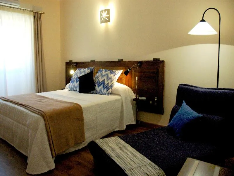 Room, Asis de Marratxinet, Majorca