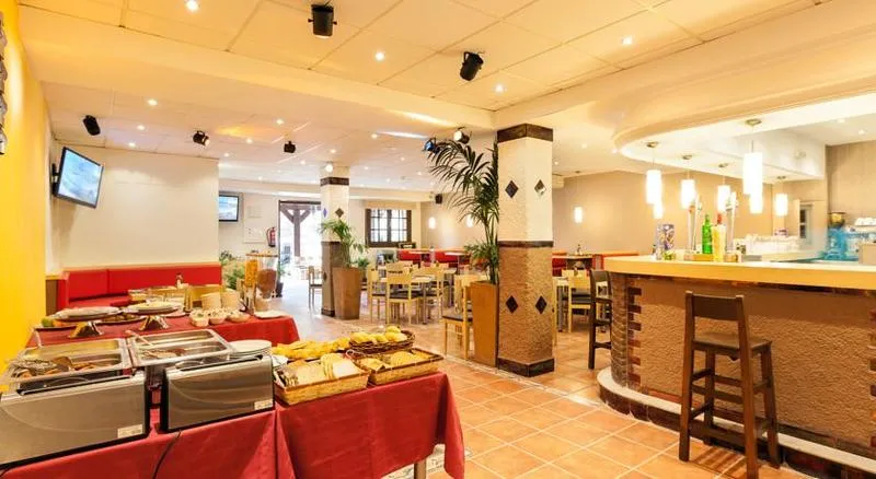 Restaurant, Crown Resort - Club Calahonda, Costa Del Sol