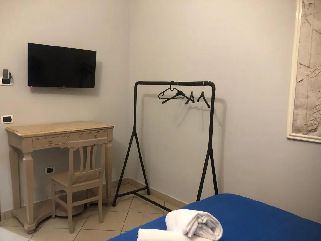 SINGLE STANDARD Room, Hotel Serena, Naples