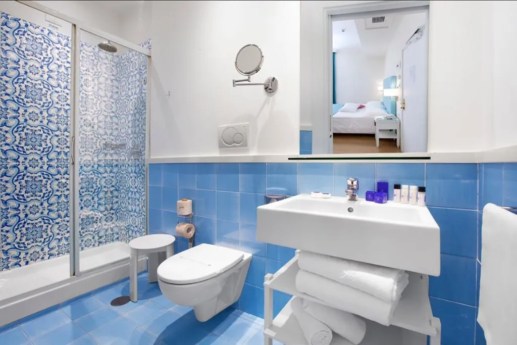 DOUBLE STANDARD Room, Hotel Regina Sorrento, Naples