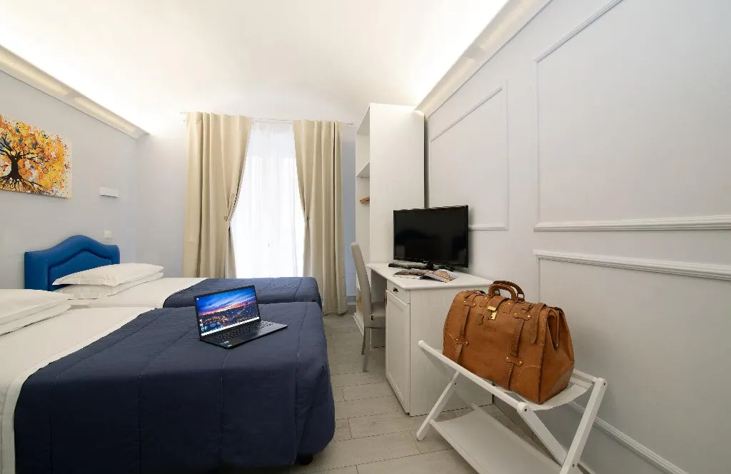 Room, Priscilla, Rome