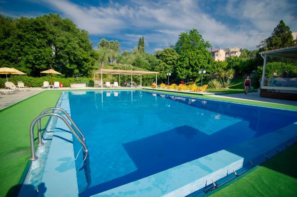 Pool, Margarita Apartments, Corfu