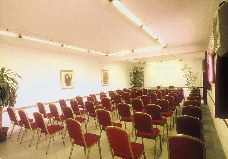 Conferences, Pomara, Catania