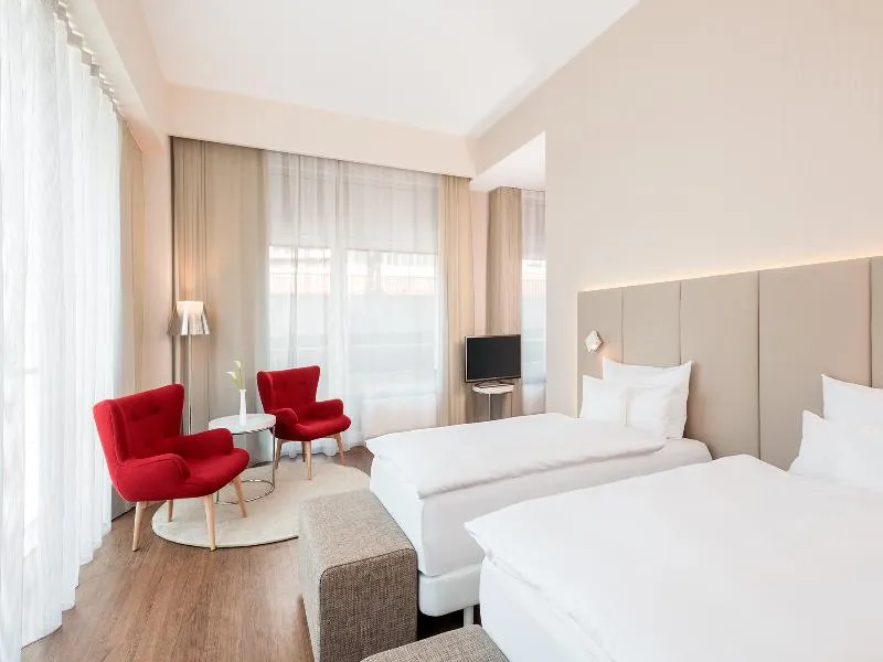 SUITE STANDARD Room, NH Collection Berlin Mitte Friedrichstrasse, Berlin
