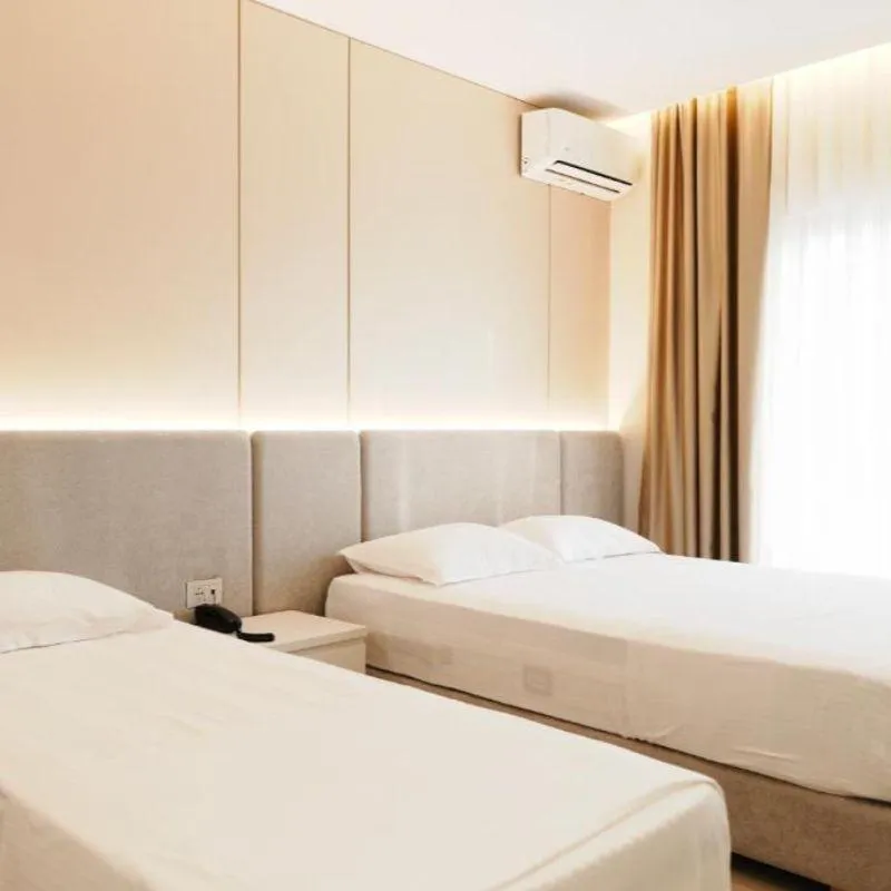 TRIPLE DELUXE SEA VIEW Room, Mediterrane, Southern Albania