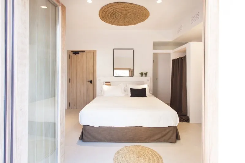 Room, HM Balanguera, Majorca