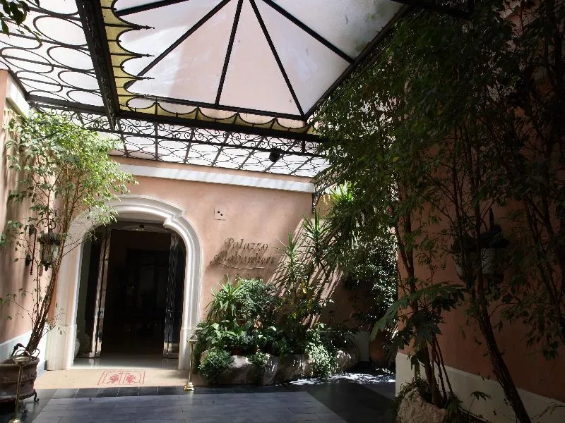General view, Palazzo Alabardieri, Naples