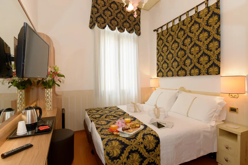 Double or Twin CLASSIC Room, UNA HOTELS Ala Venezia - Adults +16, Venice