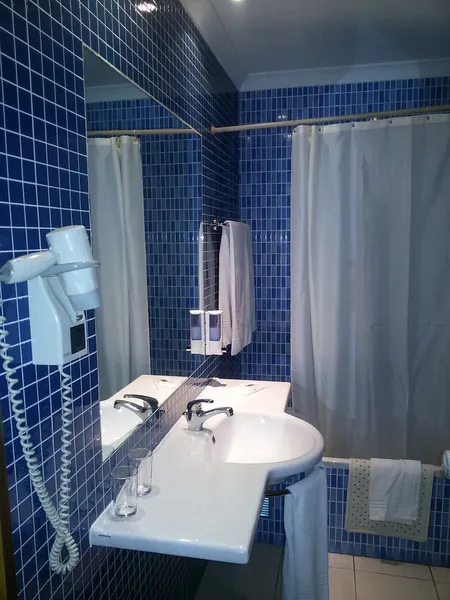 Room, Moinho de Vento, Porto