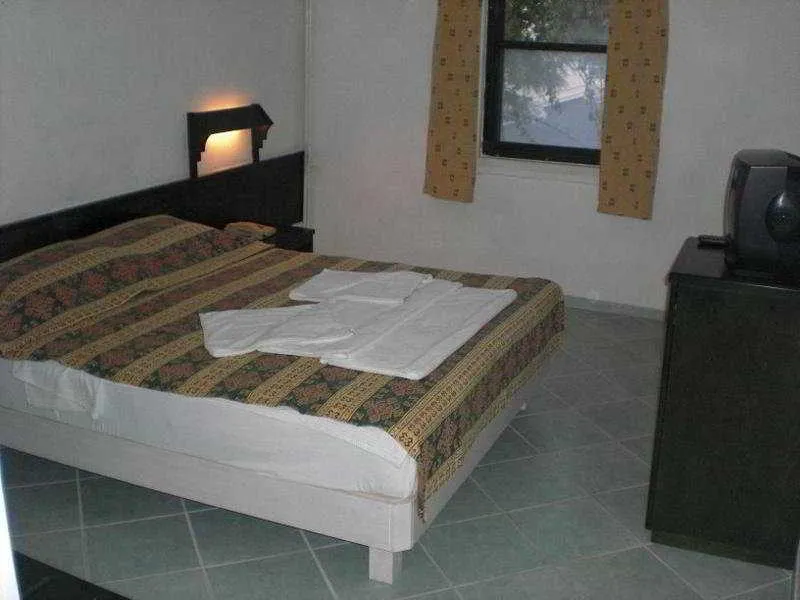 Room, Medis, Bodrum