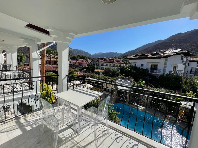 Sardunya Apartments, Dalaman