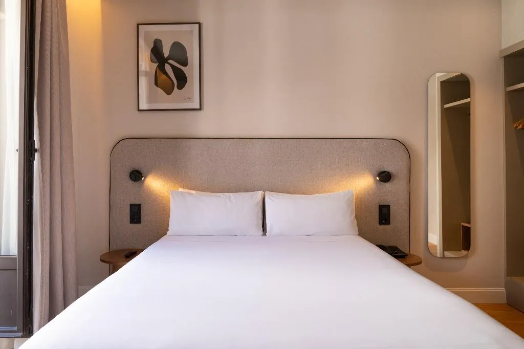 DOUBLE STANDARD Room, Petit Palace Preciados, Madrid