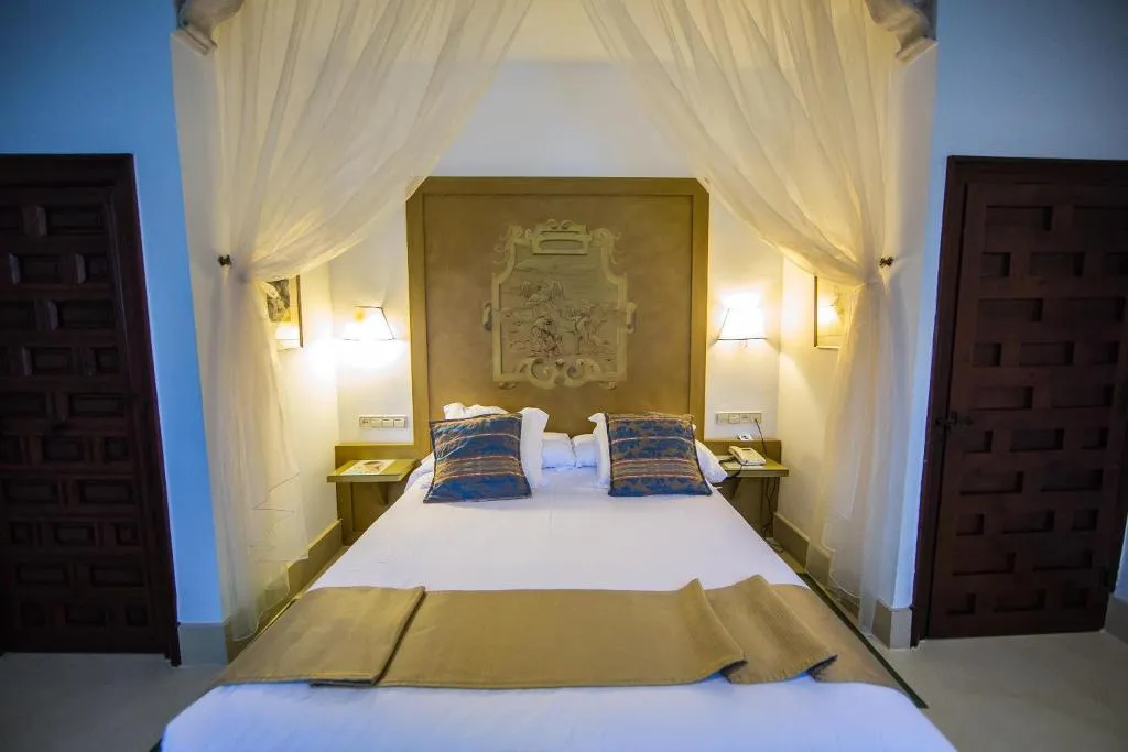 DOUBLE STANDARD Room, Hacienda del Cardenal, Madrid