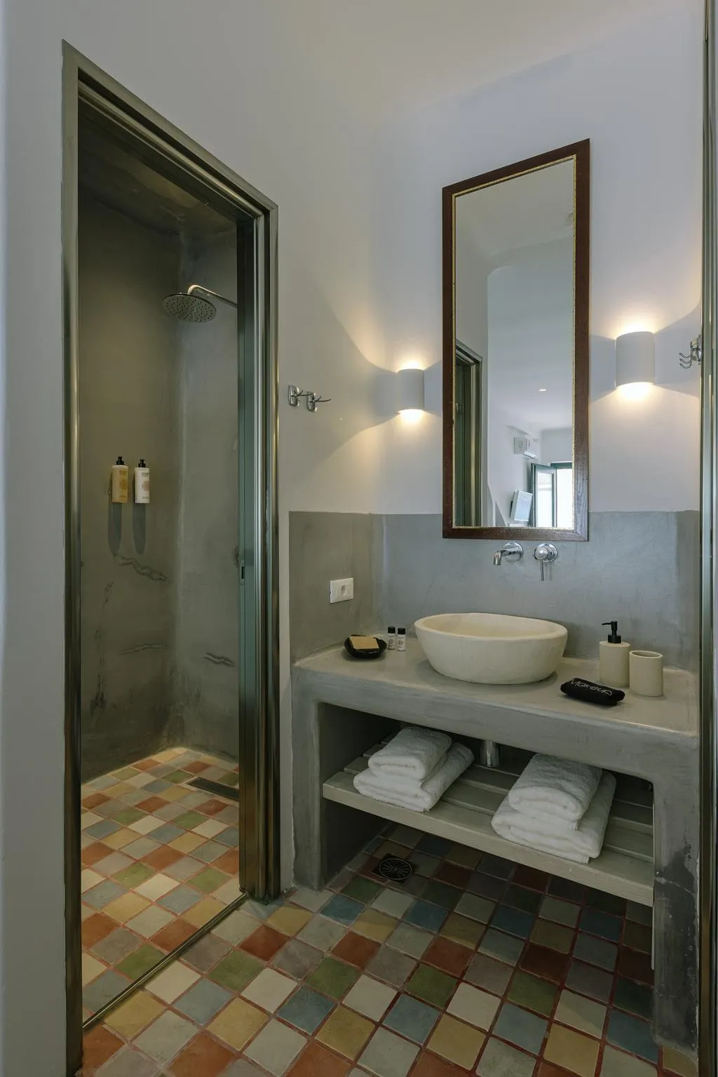 SUITE WITH JACUZZI Room, Afroessa Hotel, Santorini