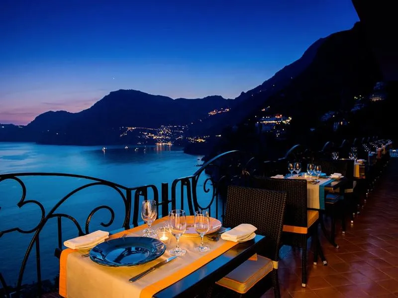 Restaurant, Tramonto D'oro, Naples