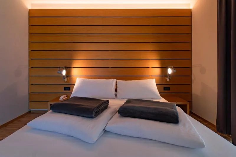 Room PREMIUM Room, Lake Front Hotel Mirage, Milan