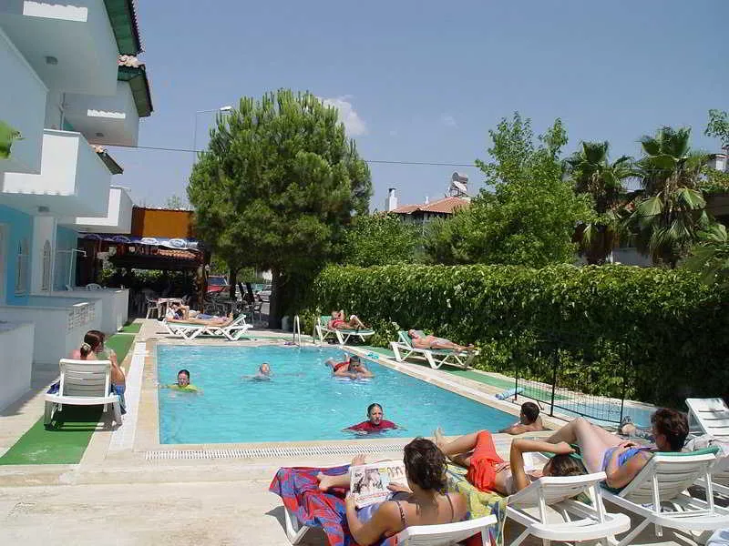 Pool, Dursun Apart, Dalaman