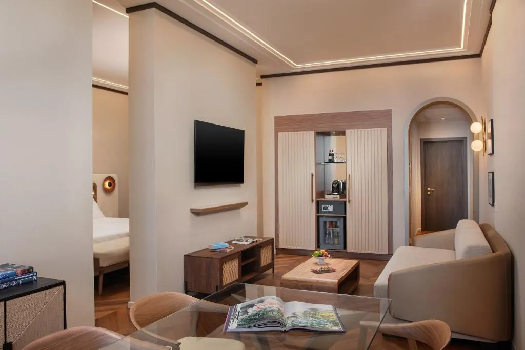 JUNIOR SUITE WITH VIEWS Room, UNA HOTELS Capotaormina, Taormina