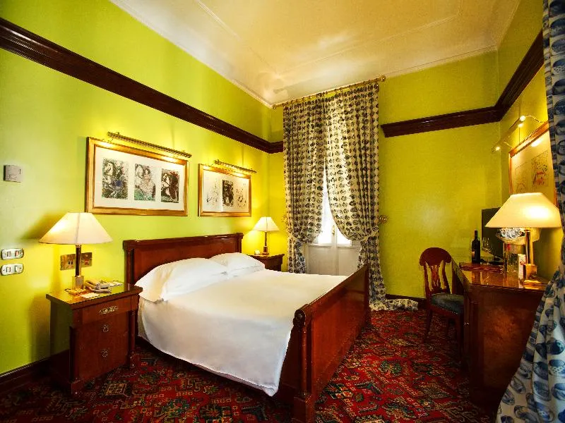 Double or Twin CLASSIC Room, Albani Firenze, Florence