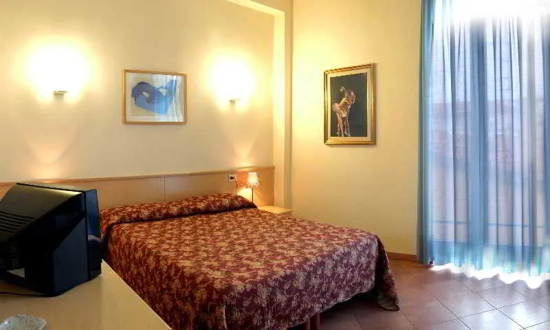 Room, Eden, Florence