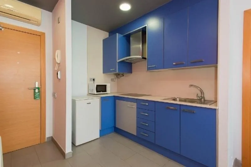 APARTMENT CAPACITY 6 TWO BEDROOMS Room, Apolo Suites Rentalmar, Costa Dorada
