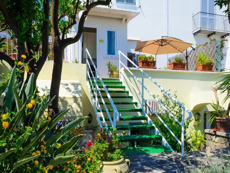 General view, Albergo Villa Giusto, Naples