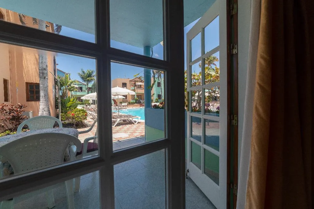APARTMENT KING SIZE BED Room, Club Vista Serena, Gran Canaria