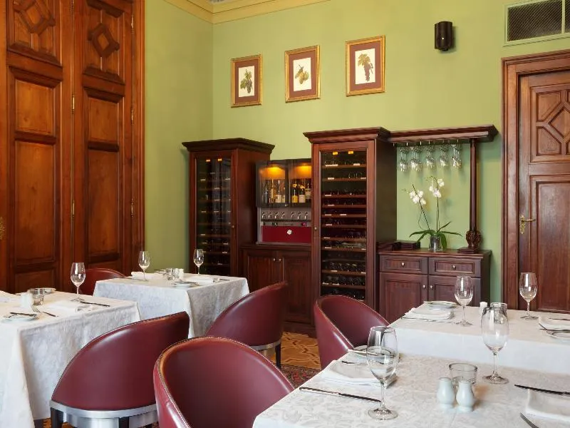 Restaurant, Gallery Park Hotel & SPA, Riga