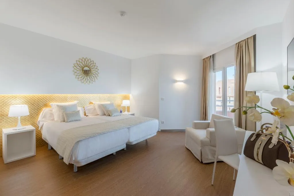Double or Twin PREMIUM Room, Oliva Nova Beach & Golf Hotel, Fuerteventura