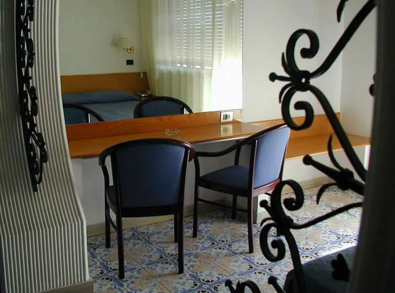 SINGLE STANDARD Room, Art Hotel Vello d'Oro, Taormina