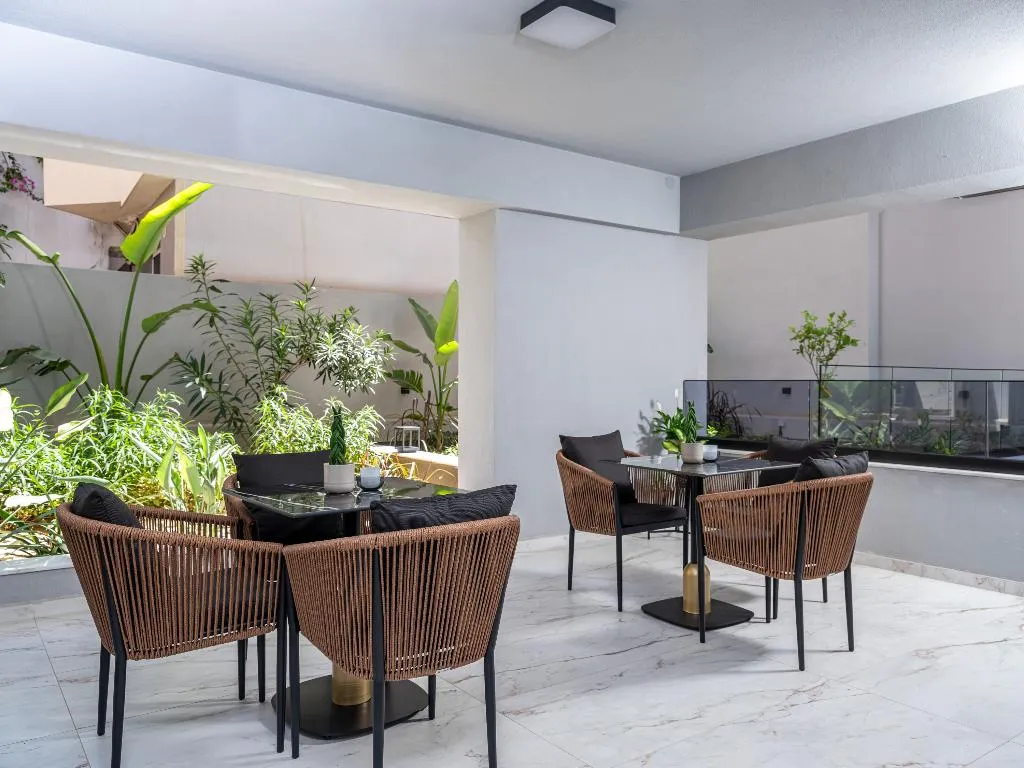 Lobby, Captain Napoleon Paterakis CNP Luxurious Suites, Crete